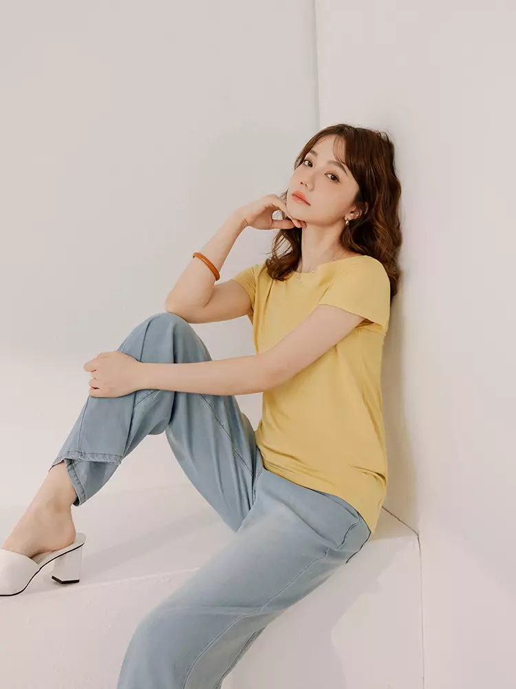 涼感．舒涼莫代爾船領短袖上衣《AB19420》