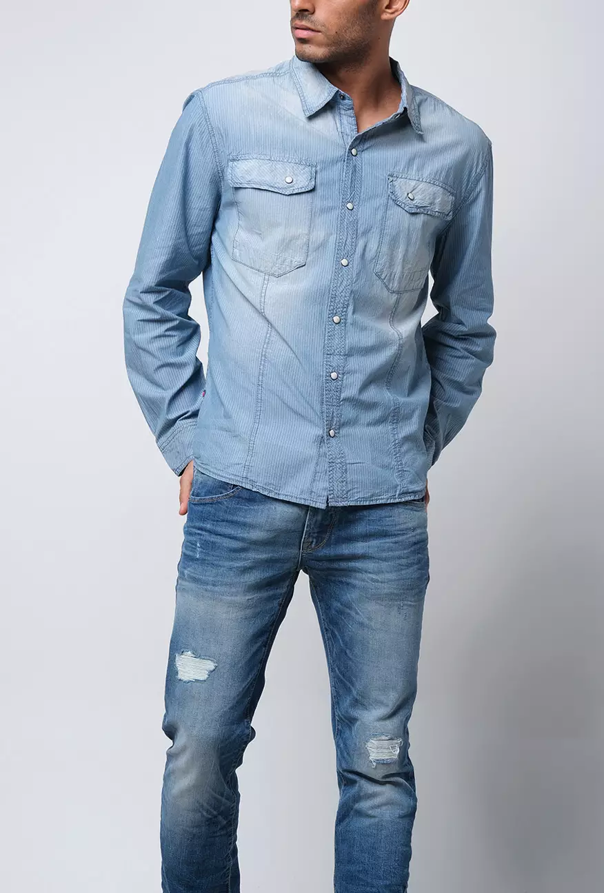 Kemeja Pria Chambray Eraser