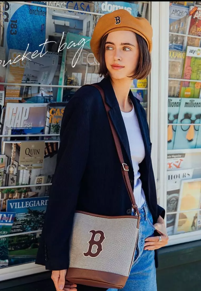 ☆MLB Korea☆ Basic Big Logo Canvas Bucket Bag B DBrown Basic Big Logo Canvas Bucket Bag BOSTON REDSOX - MLB KOREA