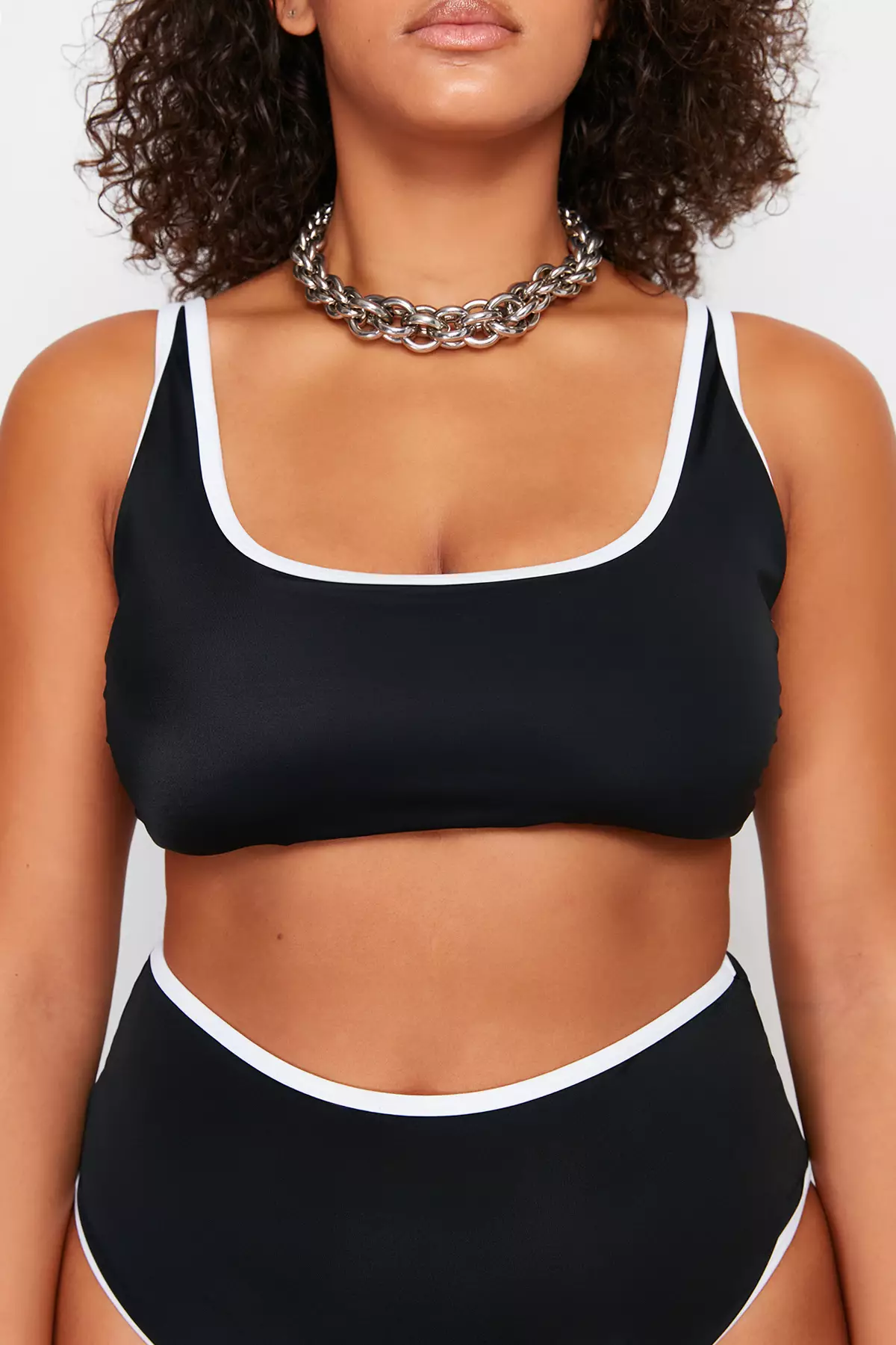 Plus Size Contrast Piping Detail Bikini Top