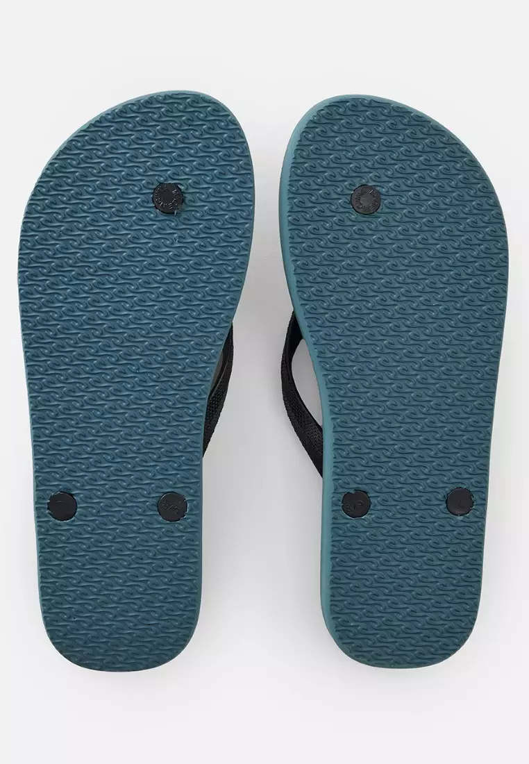 Men Icons Of Surf Bloom Open Toe 1AKMOT-MOSS" 翻譯成繁體中文為 "男士衝浪圖標花卉開口涼鞋 1AKMOT-MOSS