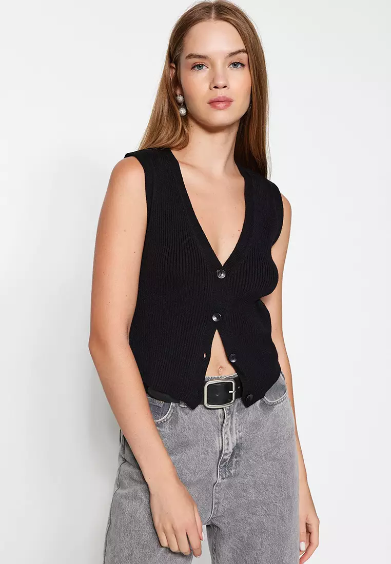 V-Neck Knit Vest