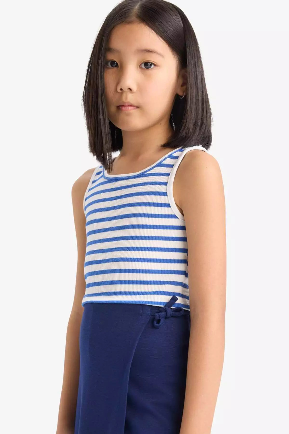 Girl's Crew Neck Striped Undershirt Z7814A625Hs