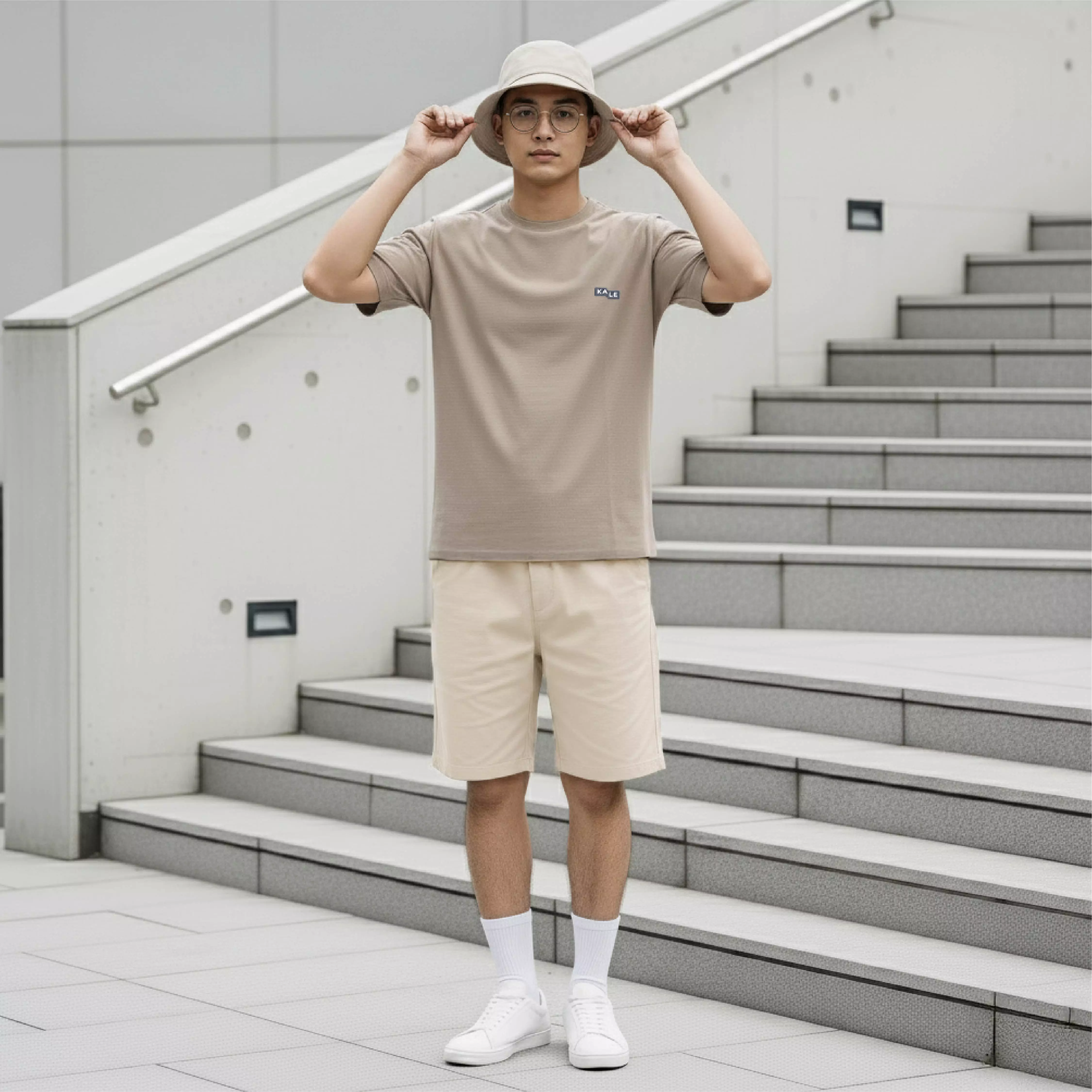 Kale PLUTO LIGHT BROWN T-shirt Cotton Cloudy Boxy Fit - Kaos Korea - Atasan Kaos Pria - Kaos Basic Pria