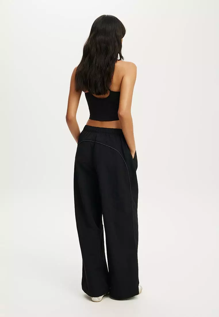 Off Side Woven Sweatpants