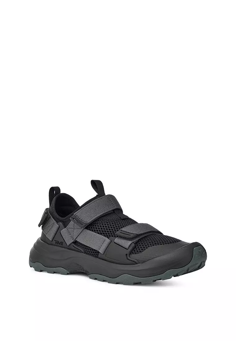 teva hiking shoes