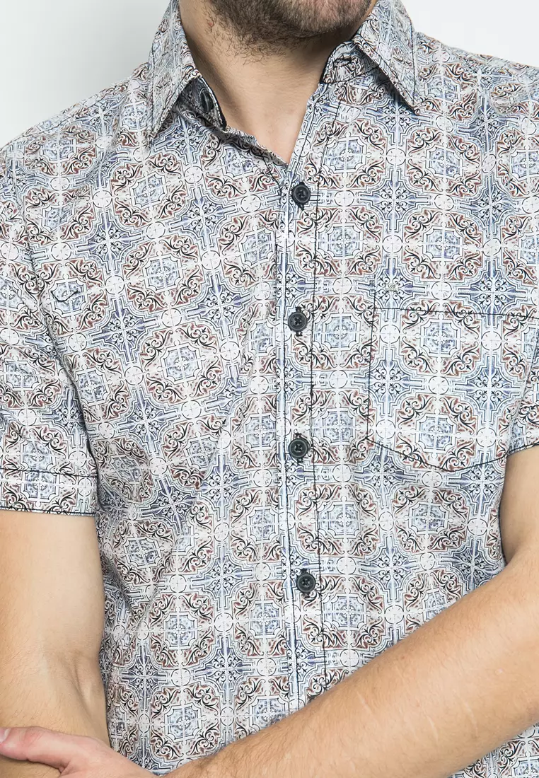 LGS - Kemeja Casual Pria Motif Batik Regular Fit CSH.272.S570.1200.C