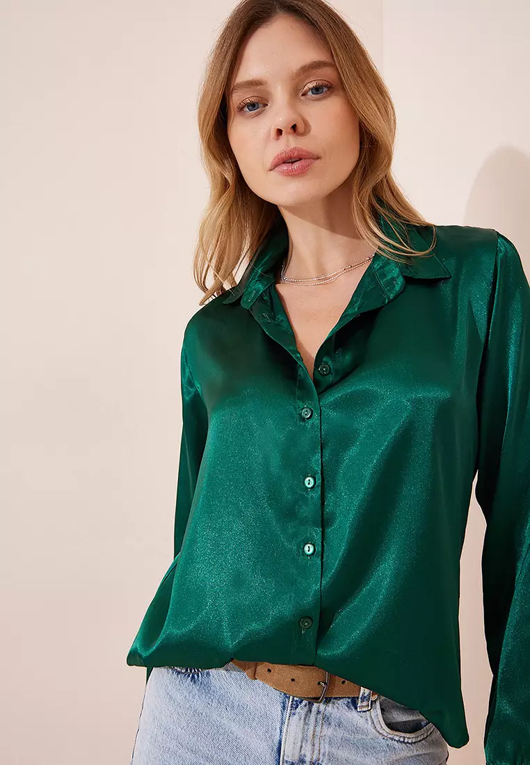 Slightly Flowing Satin Shirt