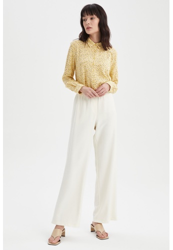 DeFacto beige Relaxed Fit Woven Trousers E8C3FAAB2AC633GS_1