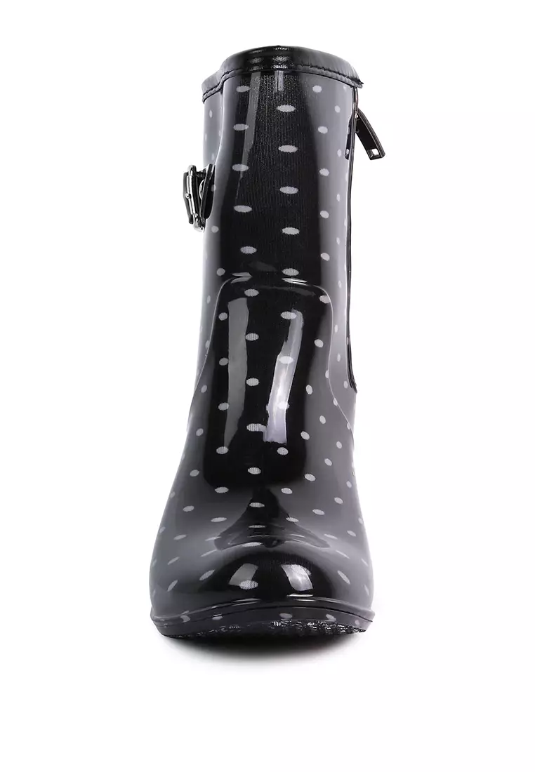 Clear rainbow boots top