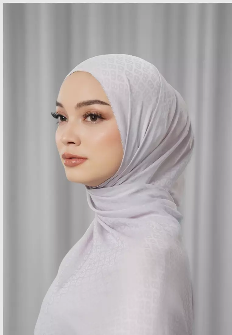 Tapis Satin Jacquard Shawl - Raindrops