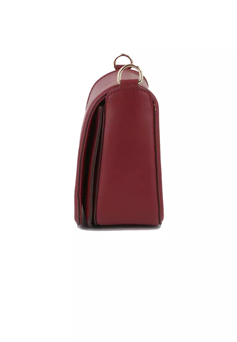Buy Marc Jacobs Marc Jacobs Leather Full Flap Logo Shoulder Bag Syrah  H901L01RE21 2023 Online