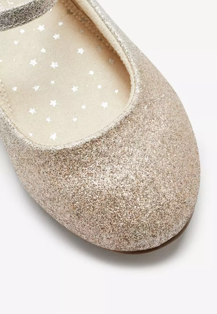 Gold occasion hotsell shoes