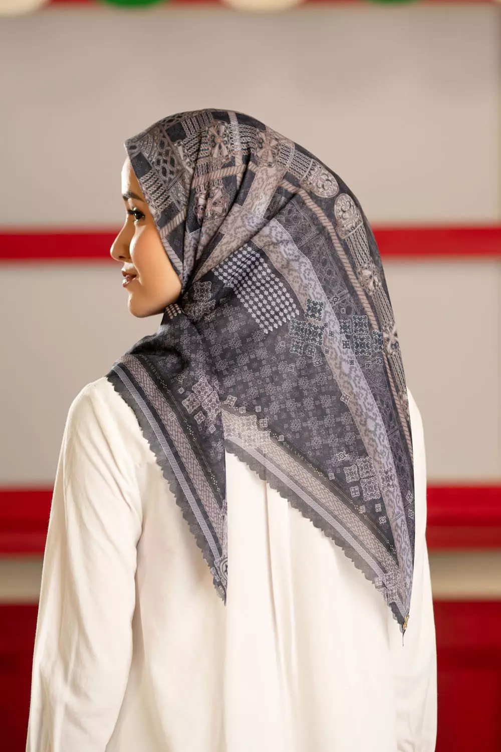 Klamby - Neera Scarf Ash Tapestry