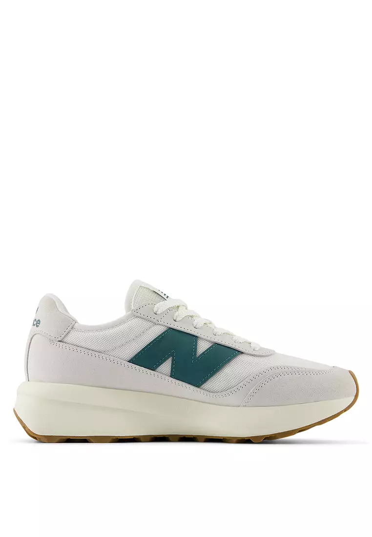 370 Classic Lifestyle Shoes