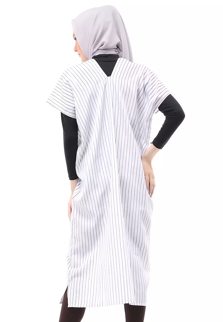 Lolita Long Dress Wanita Kerah V Neck Motif Stripe Free Cuff Regular Fit - White