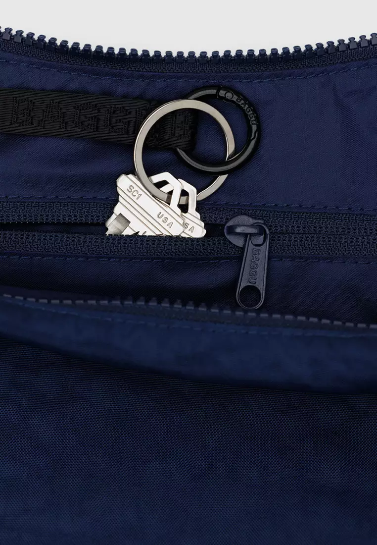 BAGGU - Medium Nylon Crescent Bag - Navy