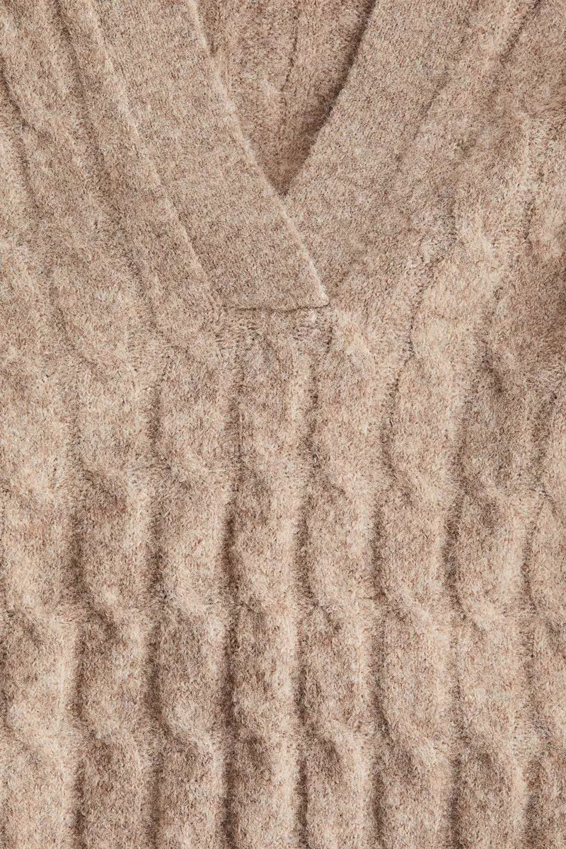 Cable-knit polo jumper