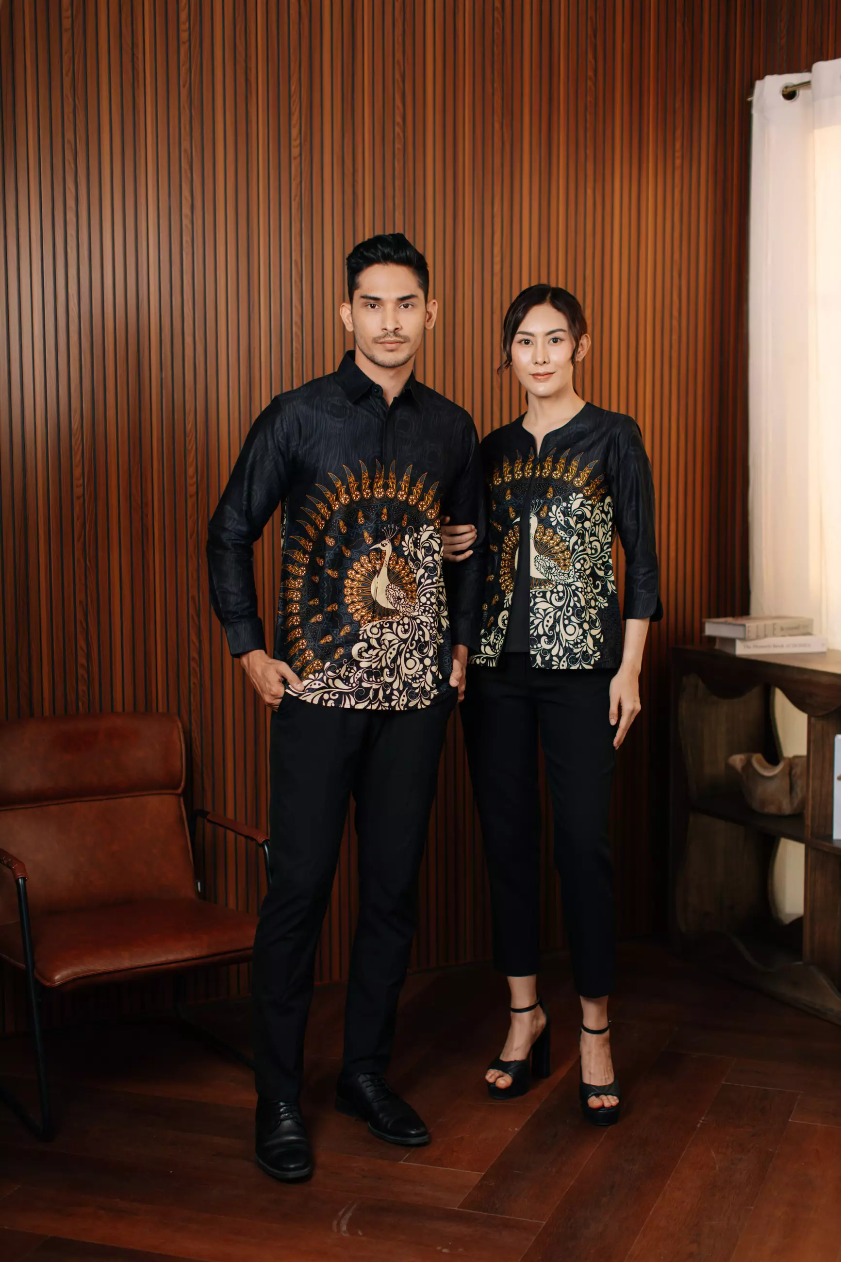 Adyatma Kalandra Black Kemeja Batik Slim Fit Pria Lengan Panjang Katun