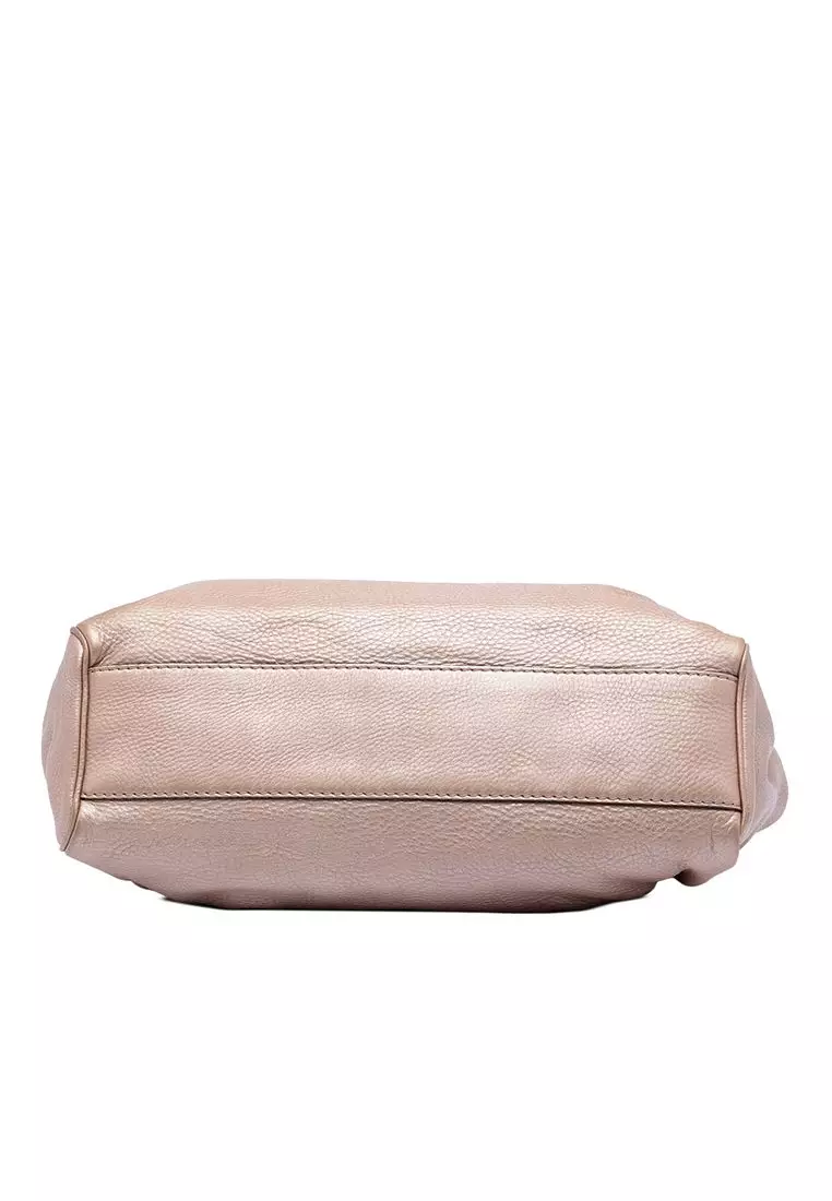 Pre-Loved Gucci Medium Metallic Calfskin Sukey Tote