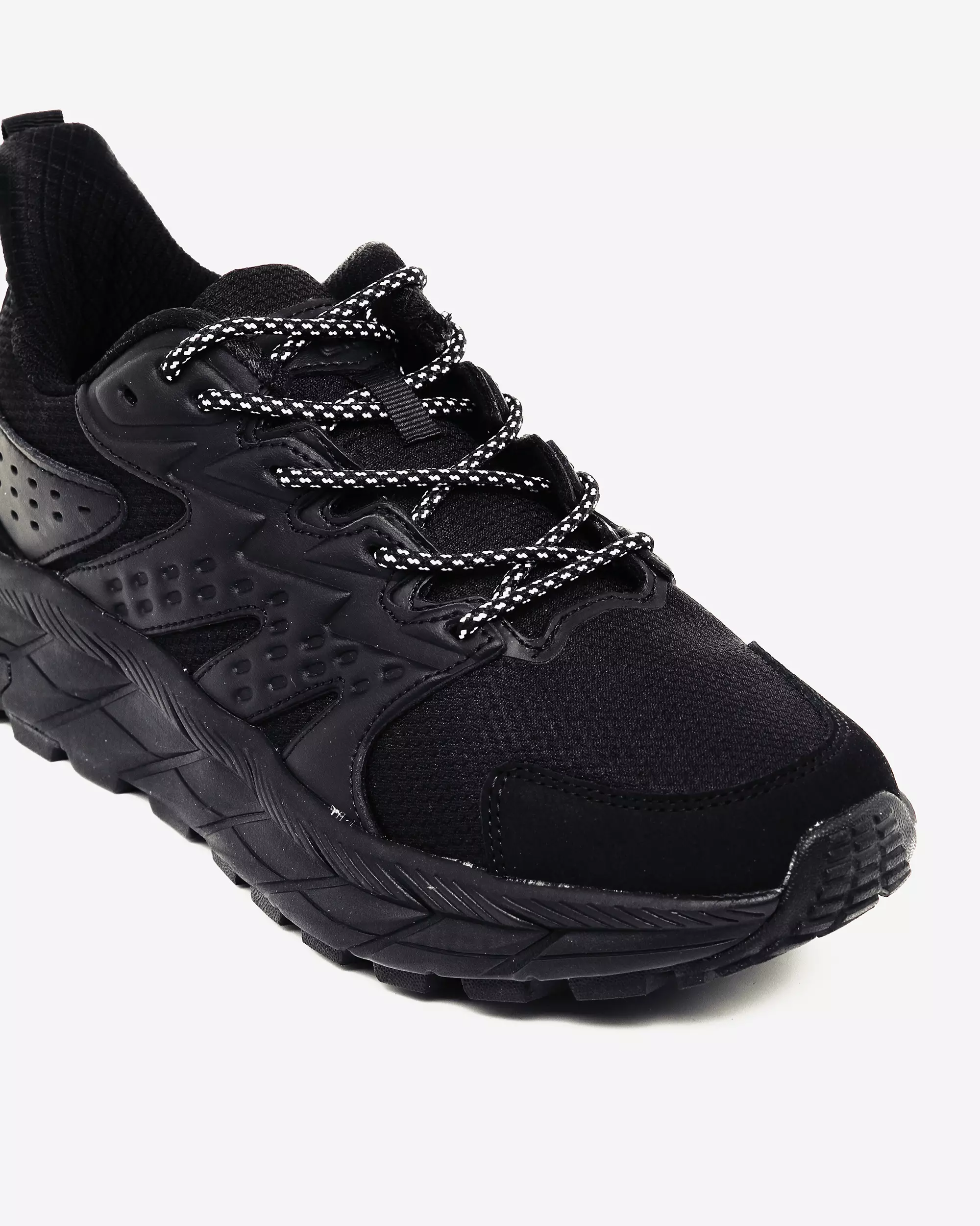 Buccheri Kyril Sneakers Men Black