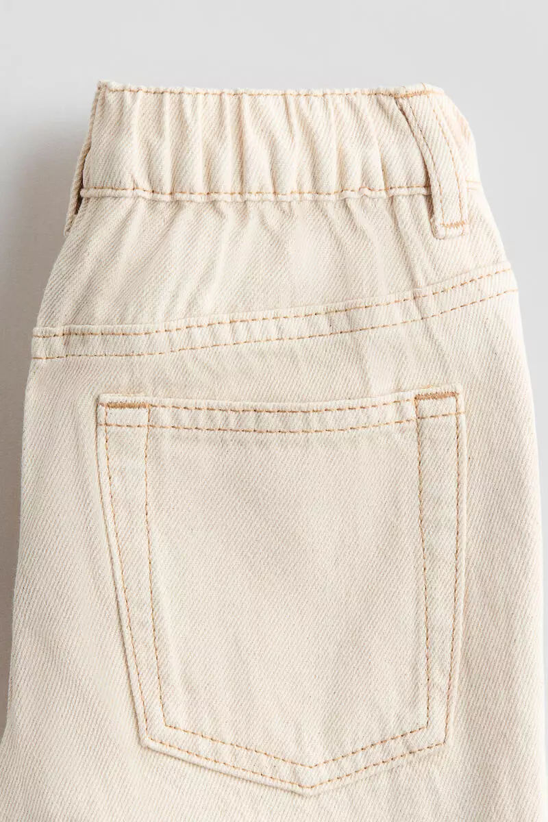 Loose Fit Jeans