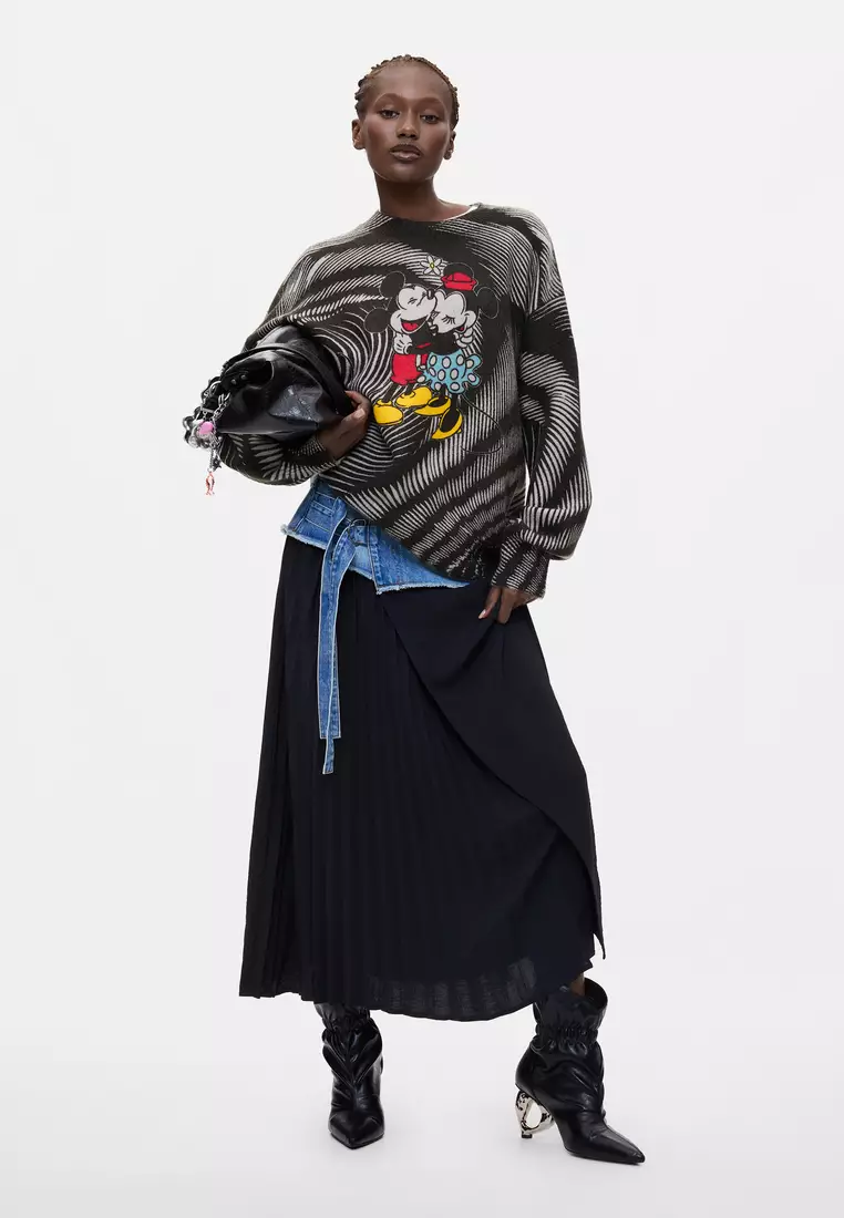 Disney Mickey & Minnie Sweater