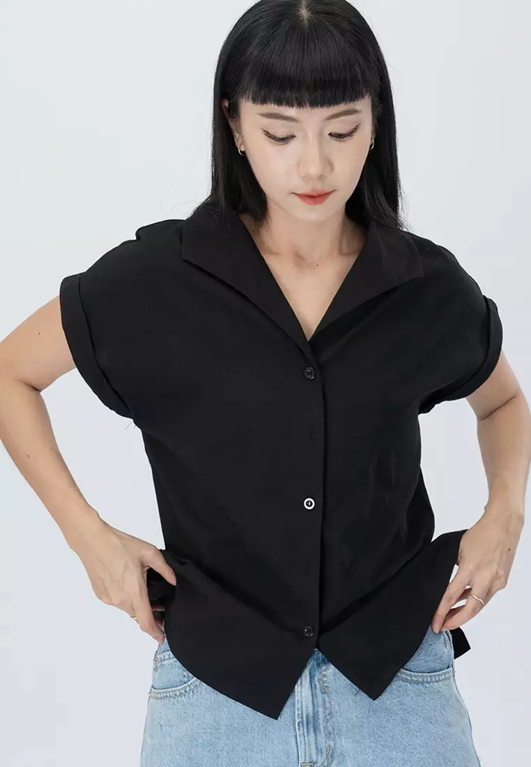 翻领扣式衬衫上衣