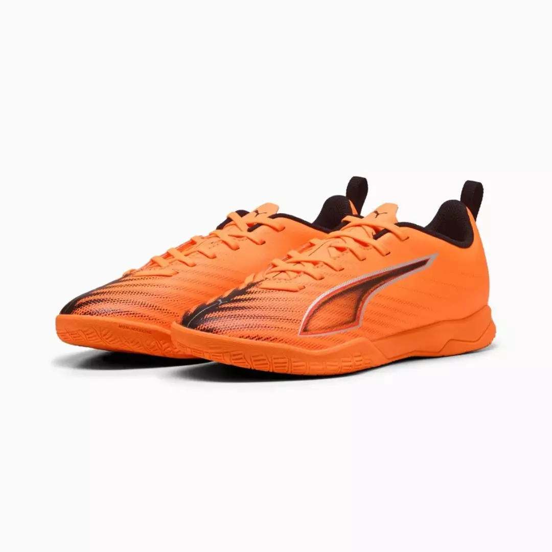 PUMA Ultra 6 Play It Jr 10853803 - Sepatu Futsal Anak (Oranye)