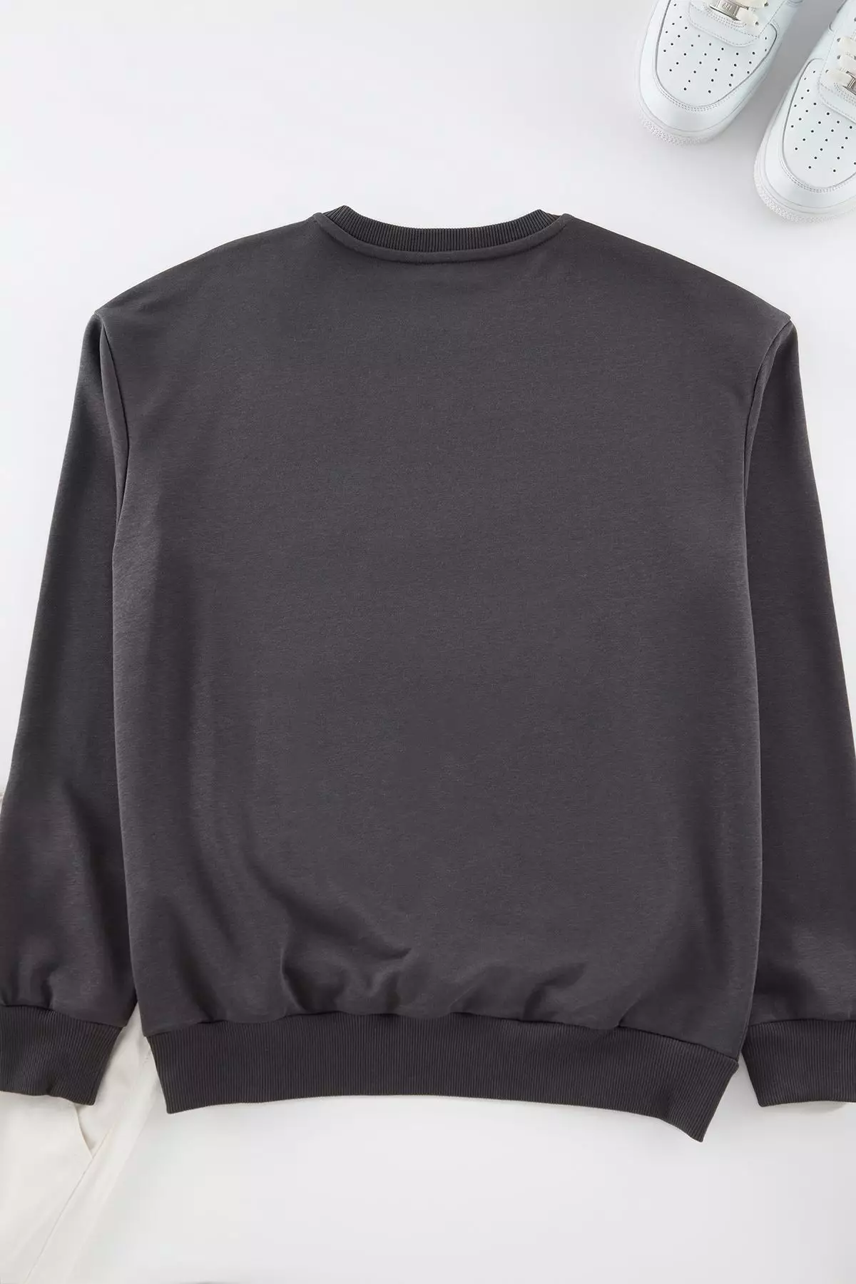 Anthracite Oversize/Wide Cut Embossed Text Printed Non-raised Sweatshirt TMNAW25SW00048