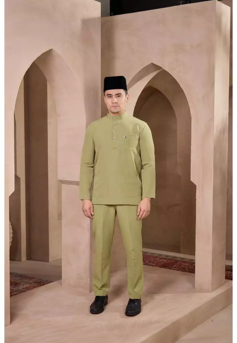 Baju Melayu Mahkota