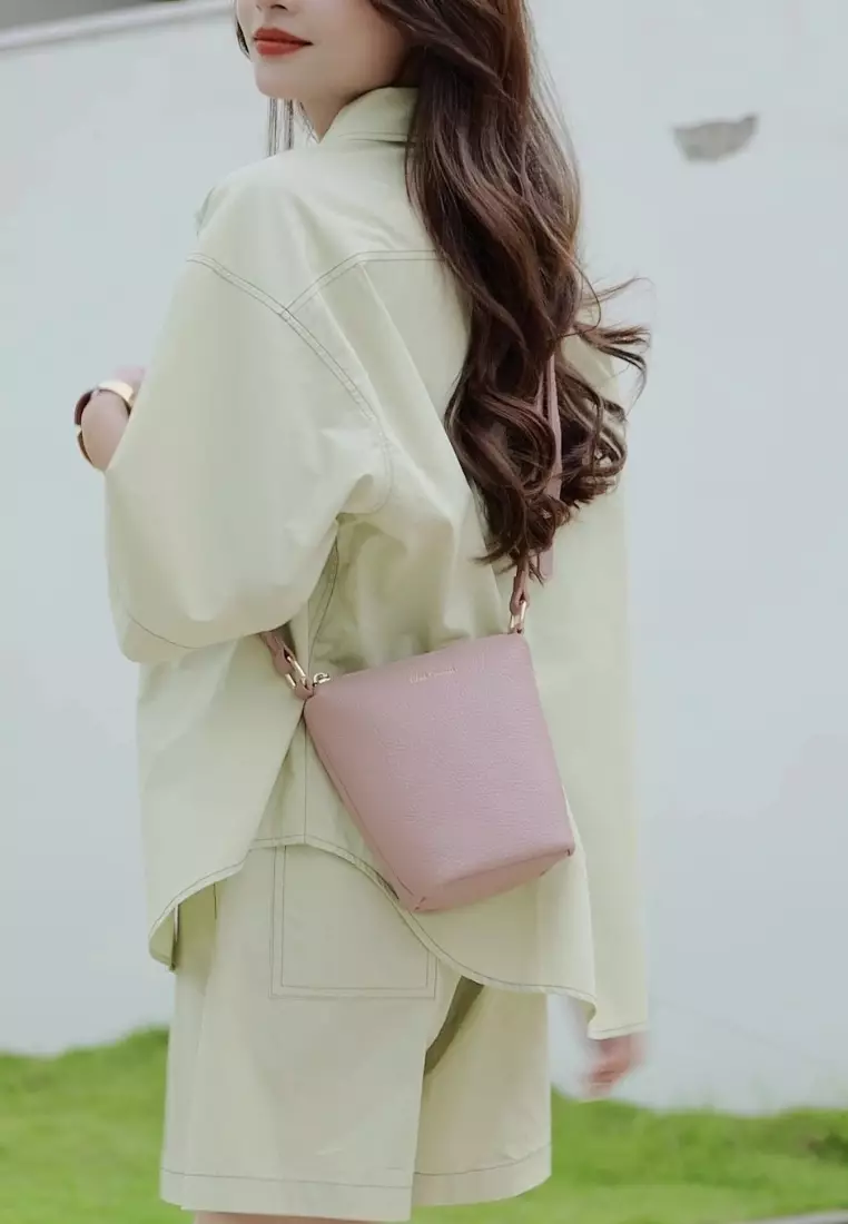 Women's Shoulder Sling Bag / Crossbody Bag - Pink