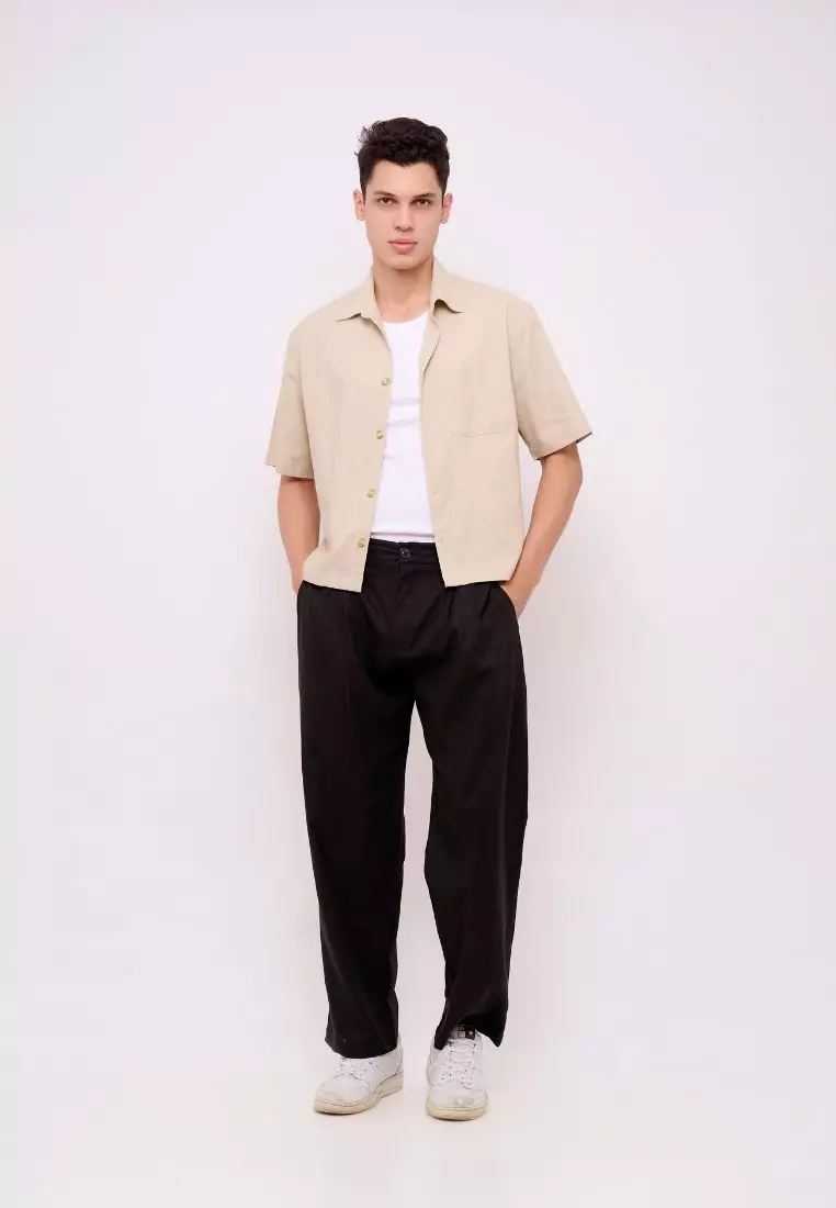 Kemeja Linen Pria Lengan Pendek Crop Cream – Cream Cropped Boxy Linen Shirt