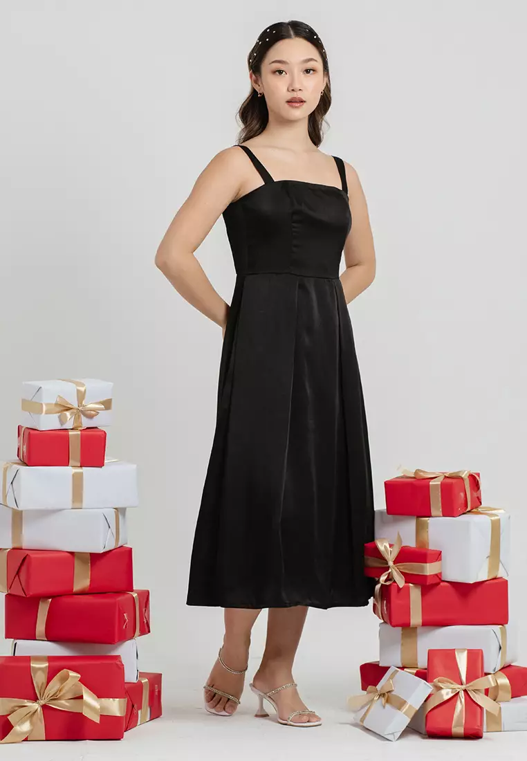 Wide Strap Flare Midi Dress in Black