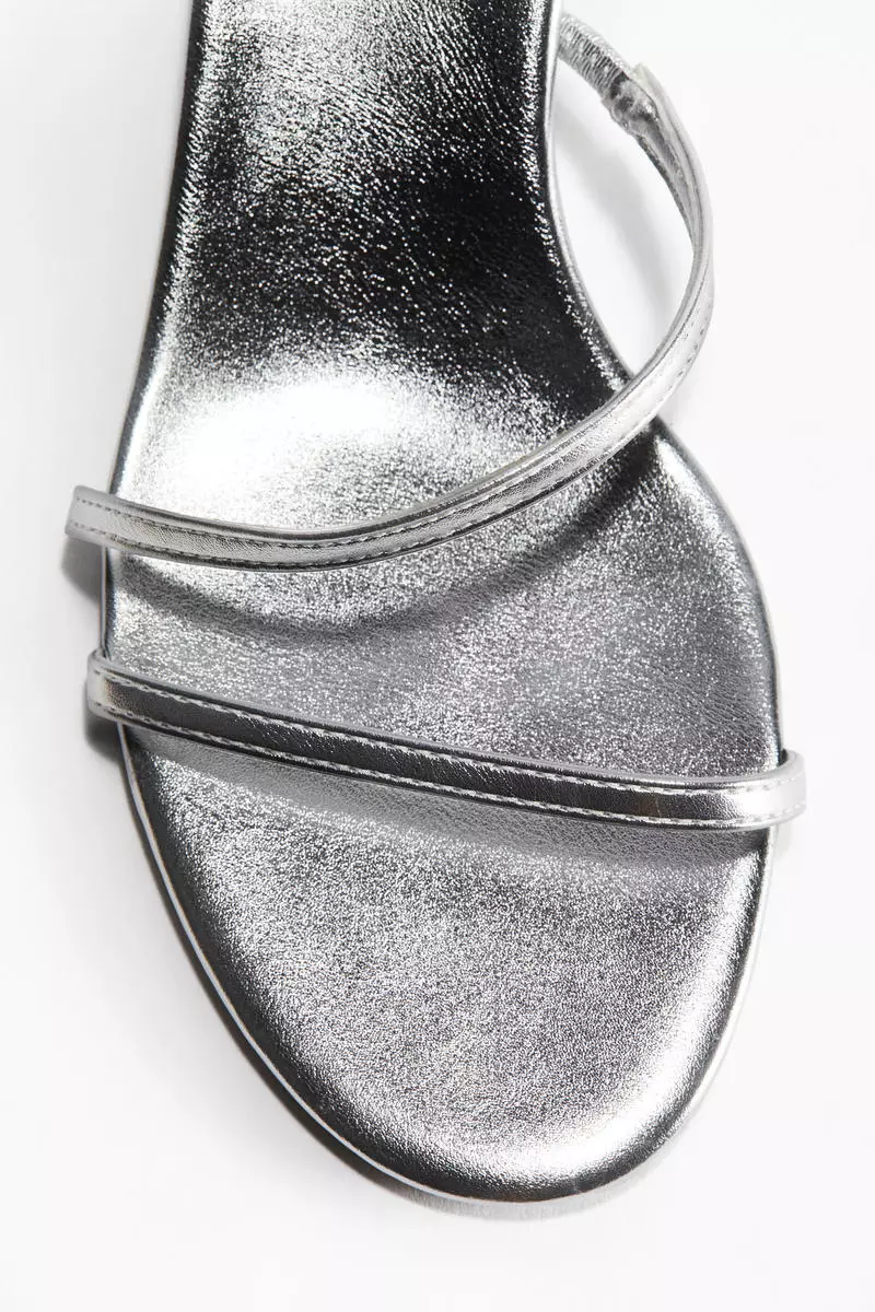 Heeled strappy sandals