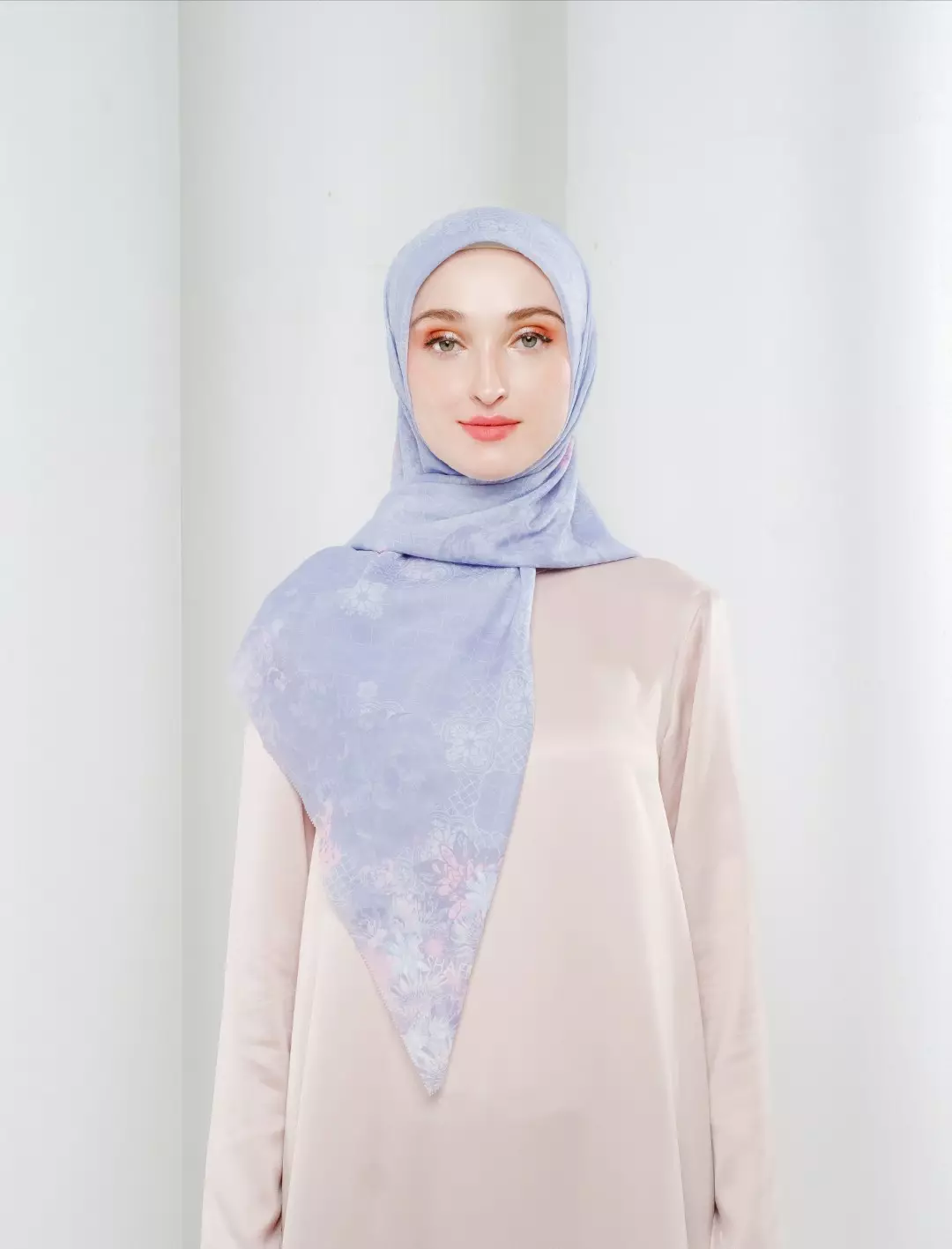 Percy Printed Scarf Blue Fog | Hijab Kerudung Segi Empat Motif