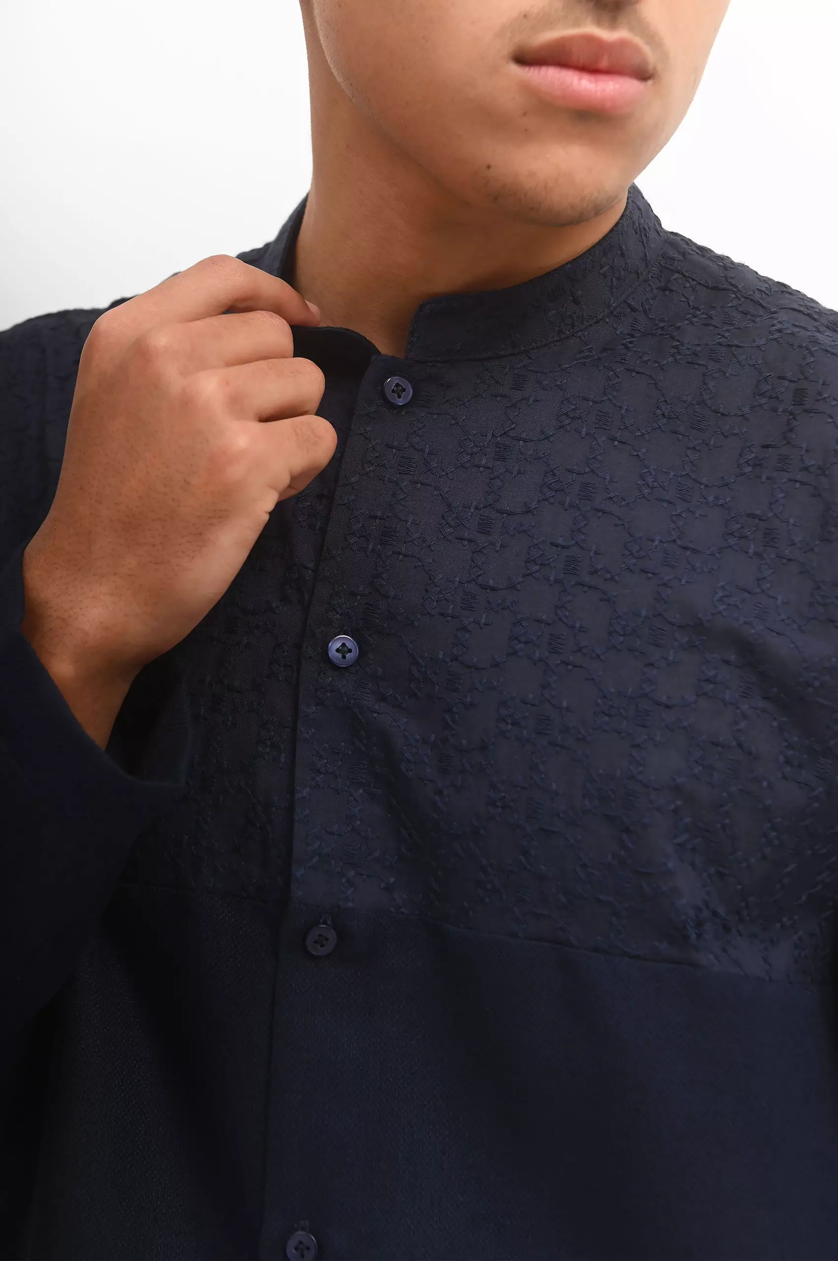 MANZONE Kemeja Koko Lengan Panjang  Pria ZULFAN - NAVY