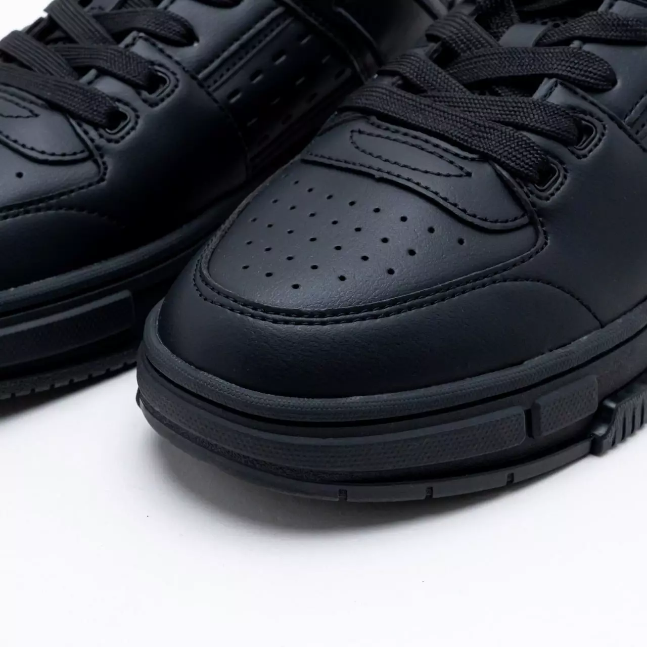 Faux-Leather Trainers with Mesh Trims Sneakers Black