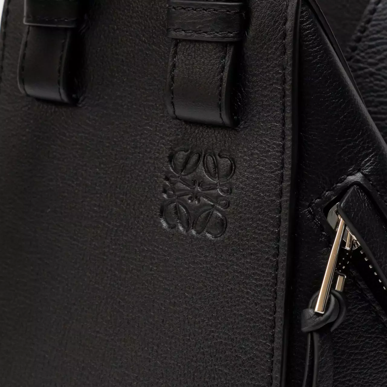 Hammock Compact Calfskin Bag Black