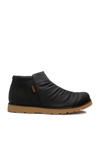 D-Island Shoes Boots Slip On Zipper Wrinkle Leather Black