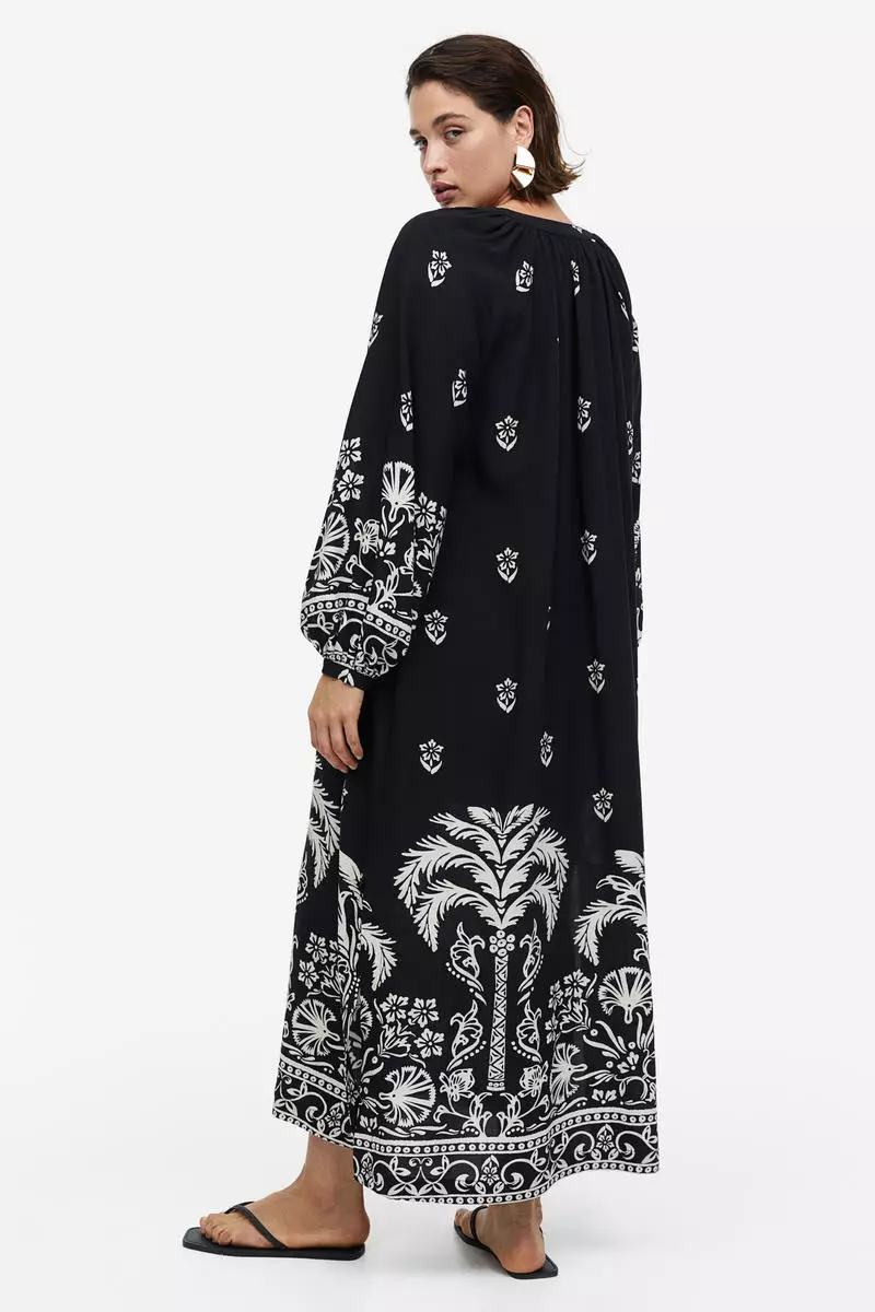 Buy H M Oversized maxi dress 2024 Online ZALORA Singapore