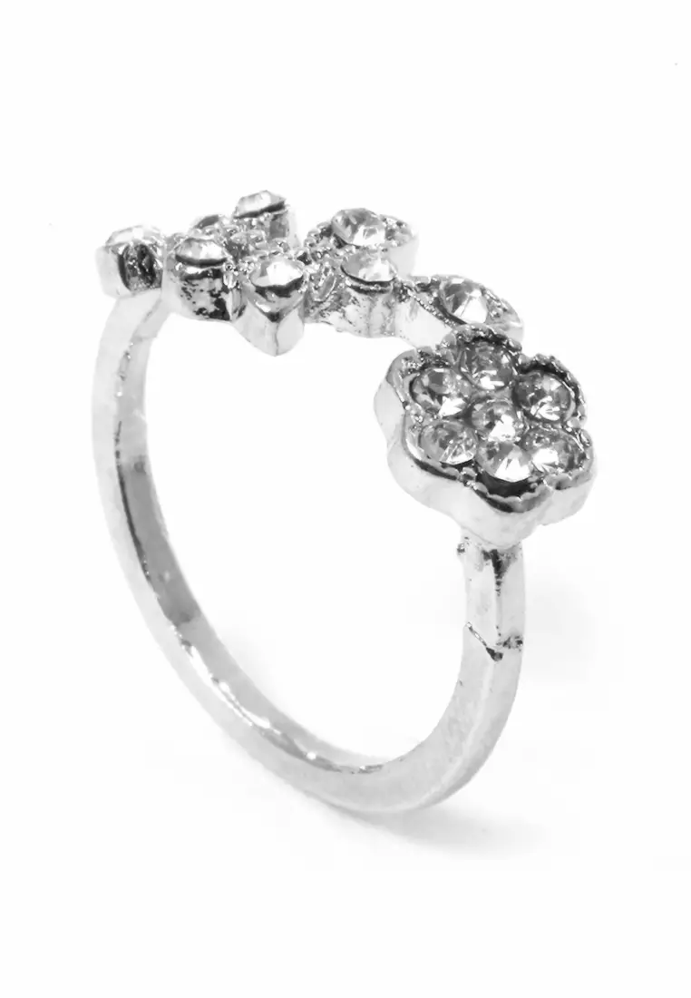 Ring Flower Perhiasan Aksesoris Wanita Casual - Silver
