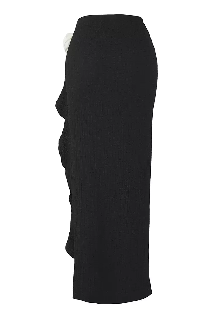 Black Textured Floral Applique Side Slit Flounce Beach Pareo TBESS25PR00013