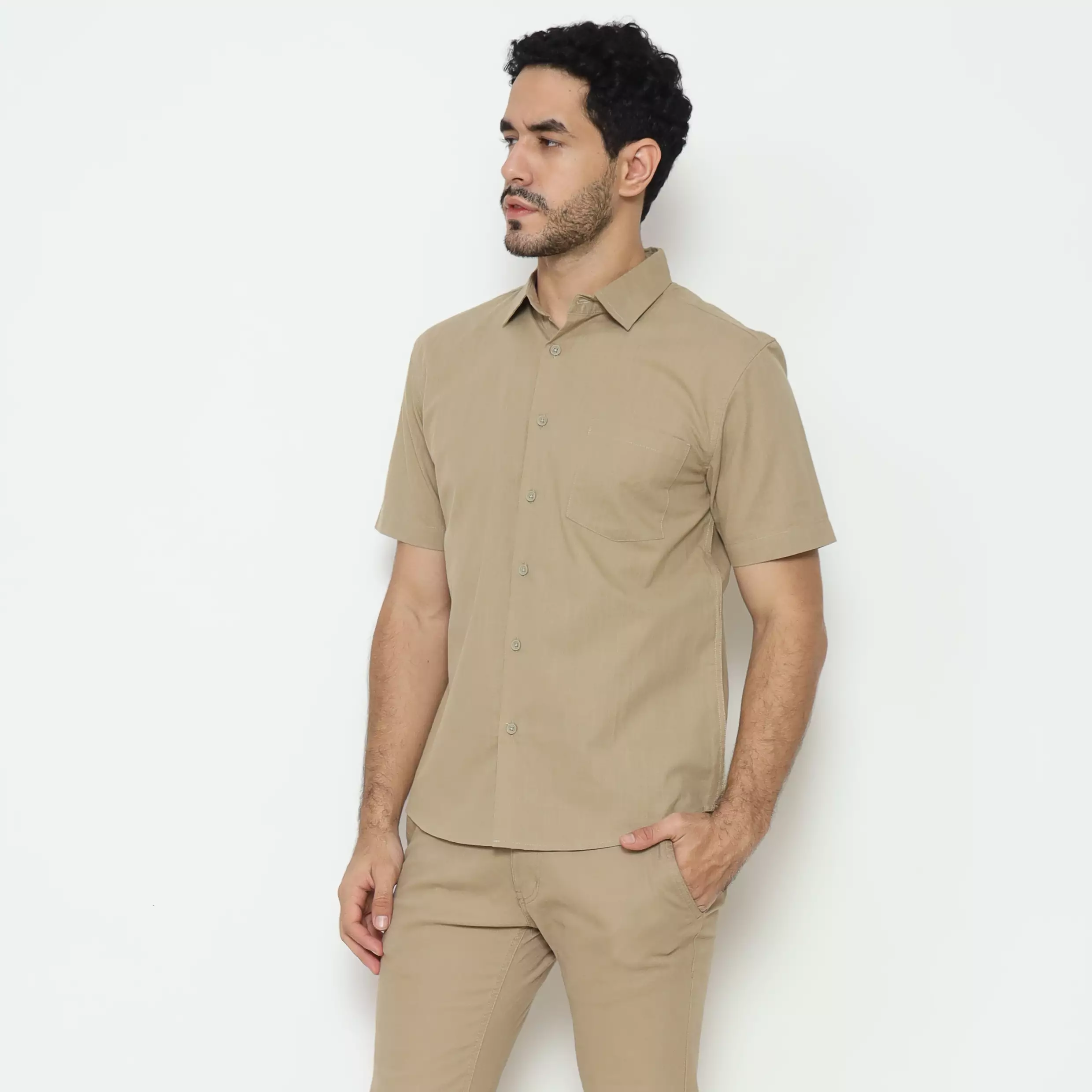 AMK Kemeja Pria Lengan Pendek SHS Ambara S/S Khaki