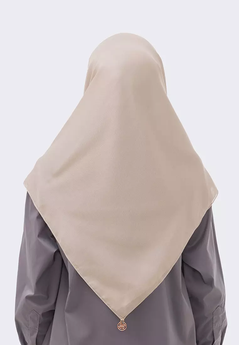 Ria Miranda Latte Rarina Scarf