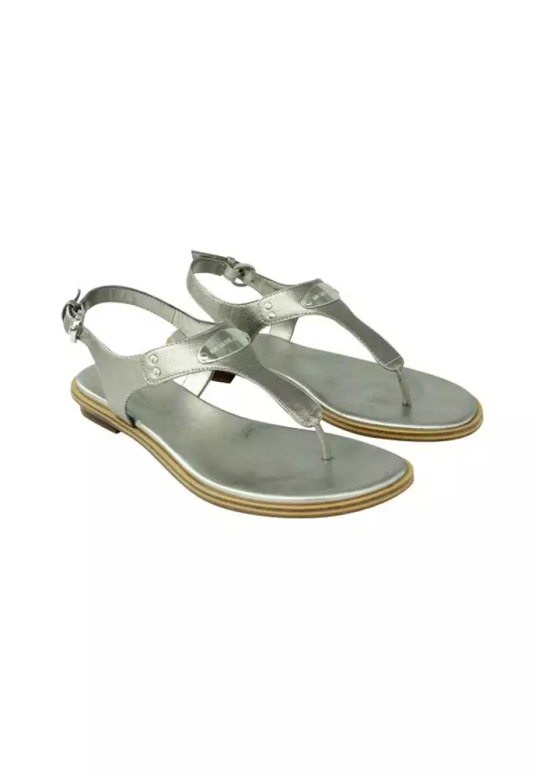 Michael kors silver thong sandals outlet