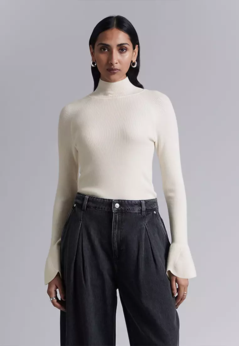 Petal Sleeve Knit Top