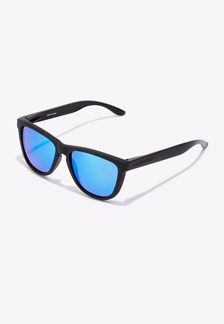 HAWKERS POLARIZED Black Clear Blue ONE RAW. Sunglasses for Men and Women, Unisex. UV400 protection. Official product designed and made in Spain. HONR22BLTP