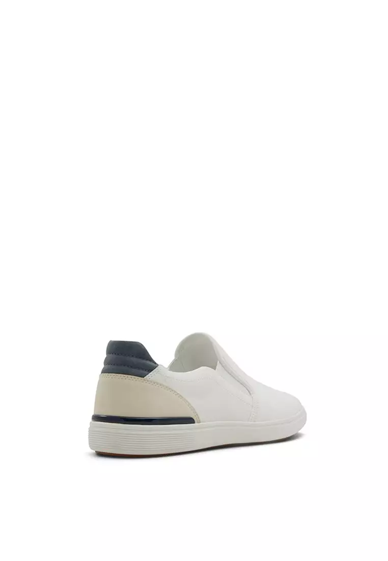 Saredon Slip Ons