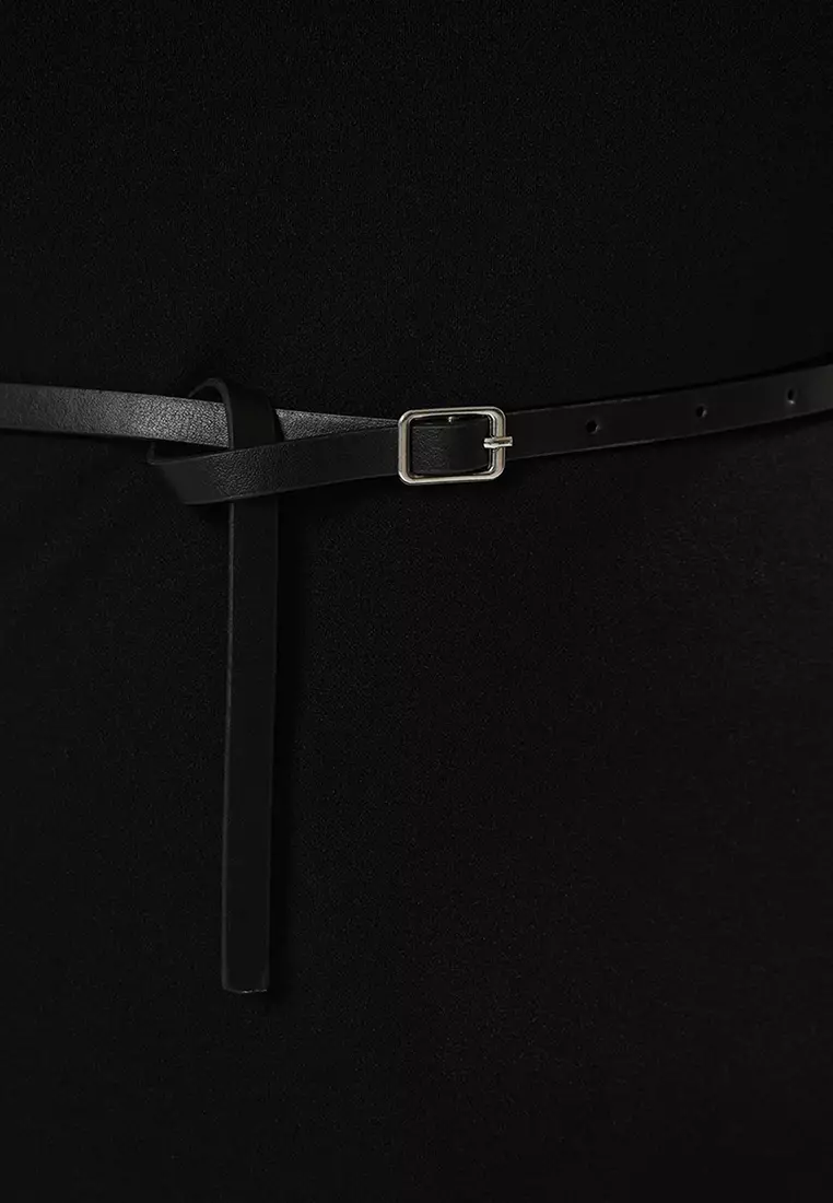 Black Waist Belted Sleeveless Plus Size Blouse TBBSS25AF00109